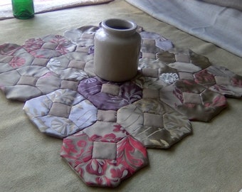 TABLE MAT Patchwork Church window Octagon SALTIRE Cross