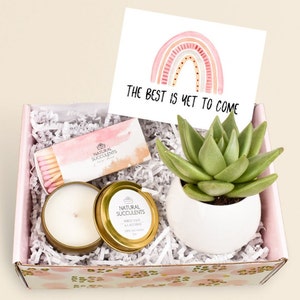 Personalized Gift Box - Motivational Gift - Encouragement Gift - The Best is yet to come - Empowering - Gift Ideas - Soy Candle (XFI2)