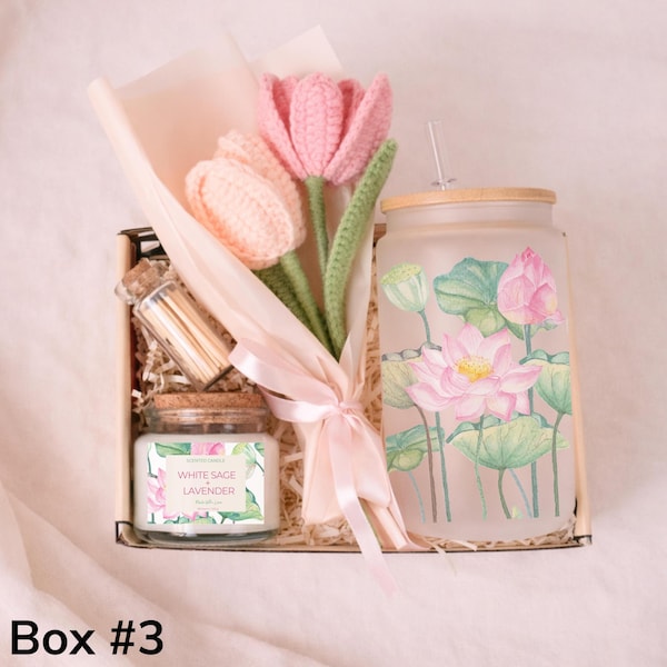 Hug in a Box Mothers Day Gift, Happy Mothers Day Gift Basket, Cozy Gift Set for Mom, Care Package For Mom, Gift Basket for Women, Grandma