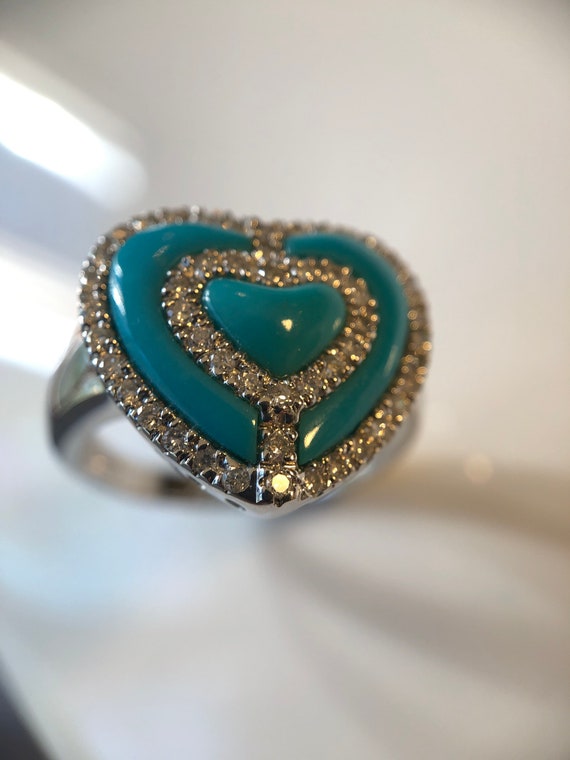 18 Karat Heart -Shaped Turquoise and Diamond Ring