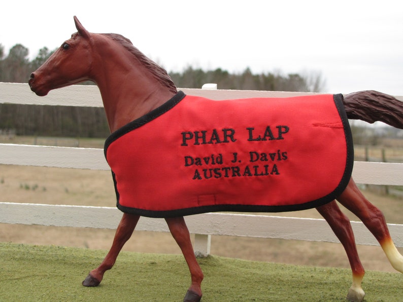 PHAR LAP custom made embroidered blanket Thoroughbred race horse Breyer Australia racehorse image 1