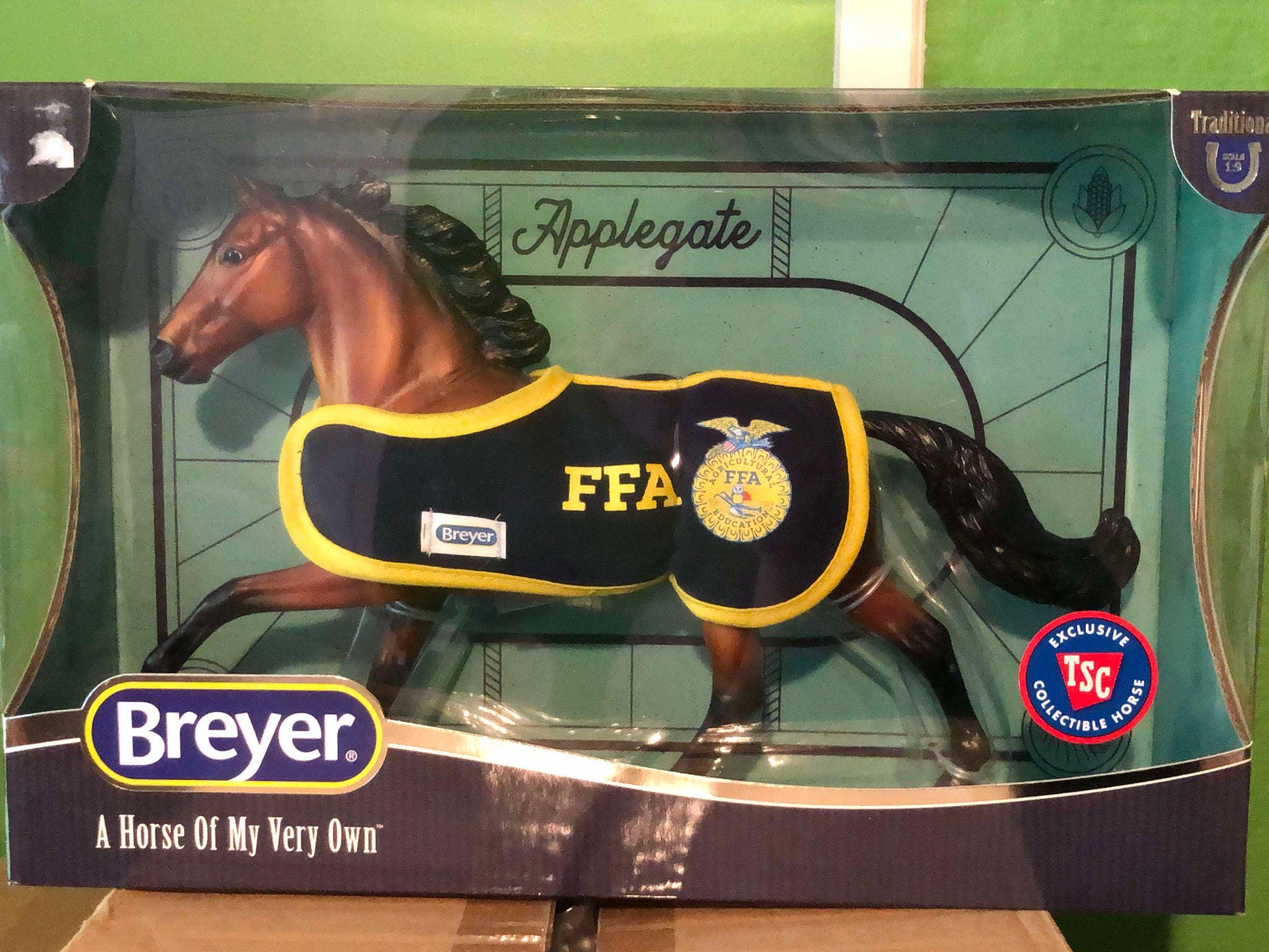 APPLEGATE TSC Tractor Supply Exclusive FFA Horse Breyer
