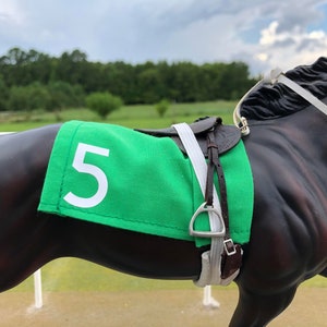 5 #5 number five Thoroughbred TB  race horse racehorse race cloth back number for Breyer and Peter Stone model horse horses LSQ