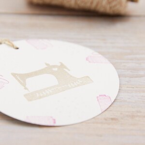 Motivstempel "Nähmaschine" // Holzstempel zum Bestempeln von Anhängern, Grußkarten, Geschenkpapier // Handmade (HM07)