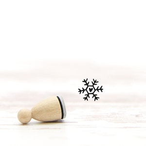 Stempel Herz-Schneeflocke // Ministempel Schneeflocke mit Herz / Kleiner Stempel Weihnachten