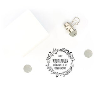 SELBSTFÄRBENDER STEMPEL "Günzburg" personalisiert // Adresstempel // persönlicher Familienstempel // floral /7 Blumenkranz