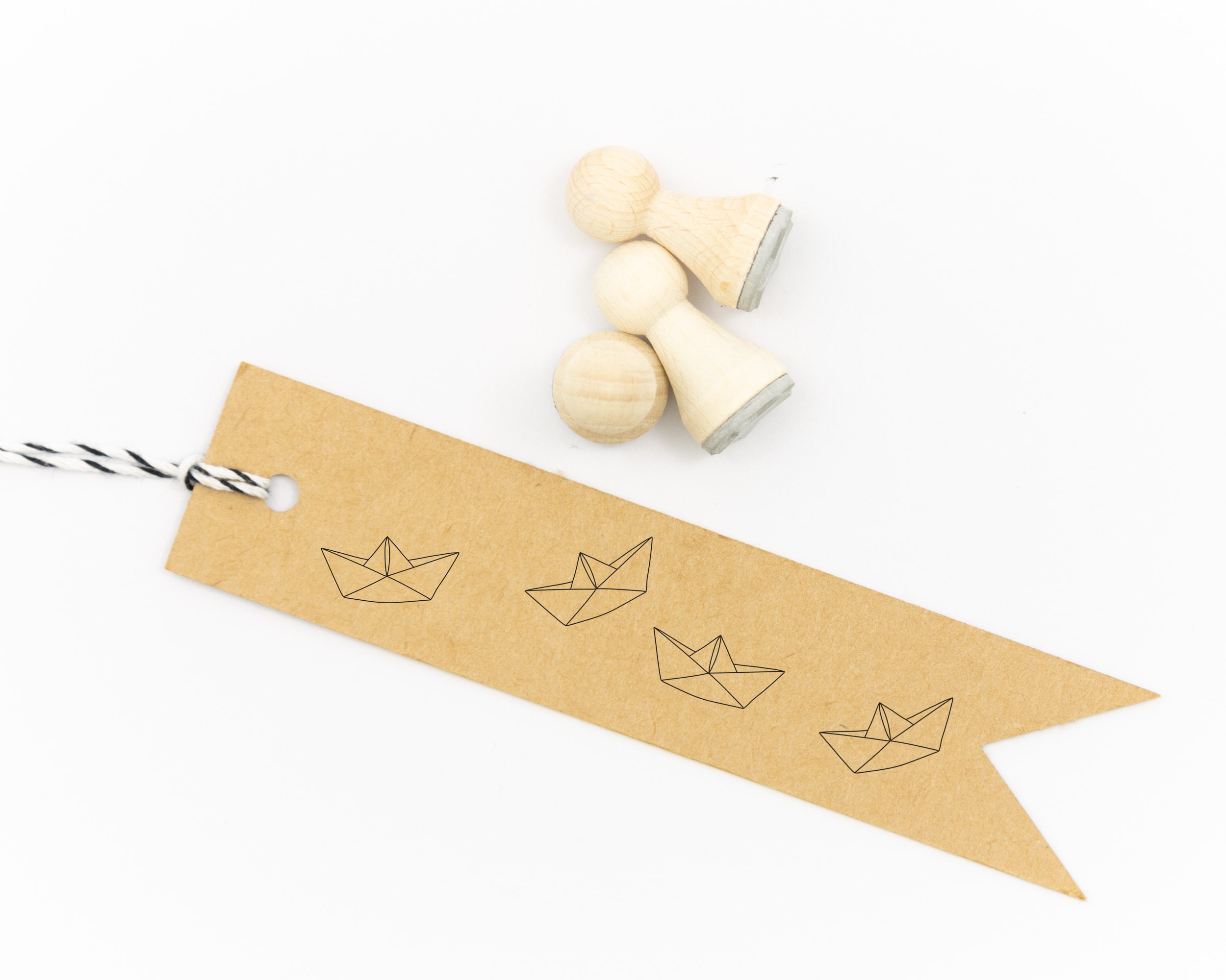 Butterer Stempel "Origami Boot" - Rundstempel 3cm Ø Mit Holzgriff Für Karten & Bastelprojekte