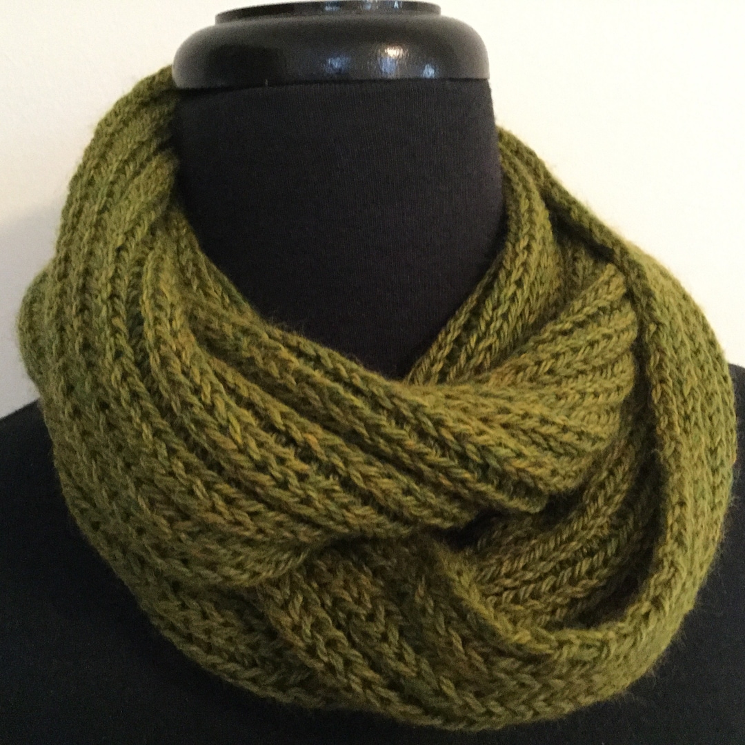 Snood Femme Tricoté Main - 100% Laine Népal - Gris à Carreaux Avec Pompons