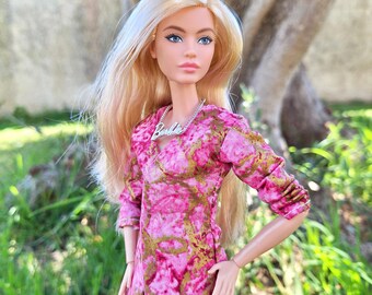 Fucsia and Gold suit for 1 6 dolls