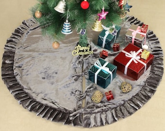 ベルベットのクリスマスツリースカート - フリル付きのエレガントな