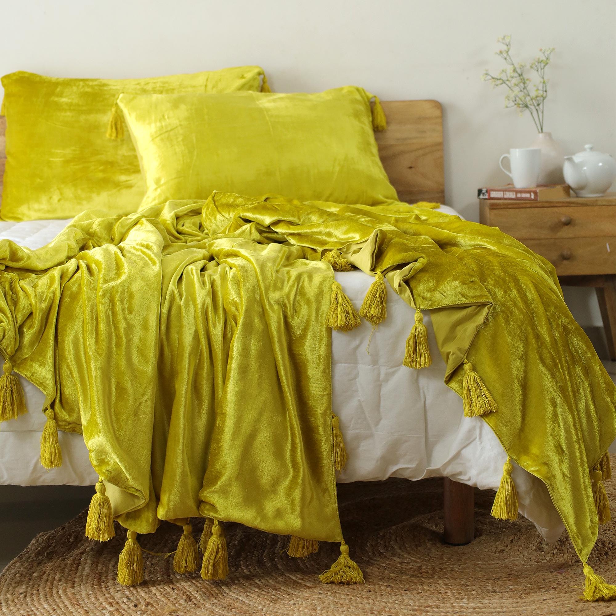 Lemon Yellow Luxe Velvet Bedspread Velvet Throw Blanket With Handmade Knotted Tassels Soft Velvet Boho Sofa Throw Living Room Christmas Gift