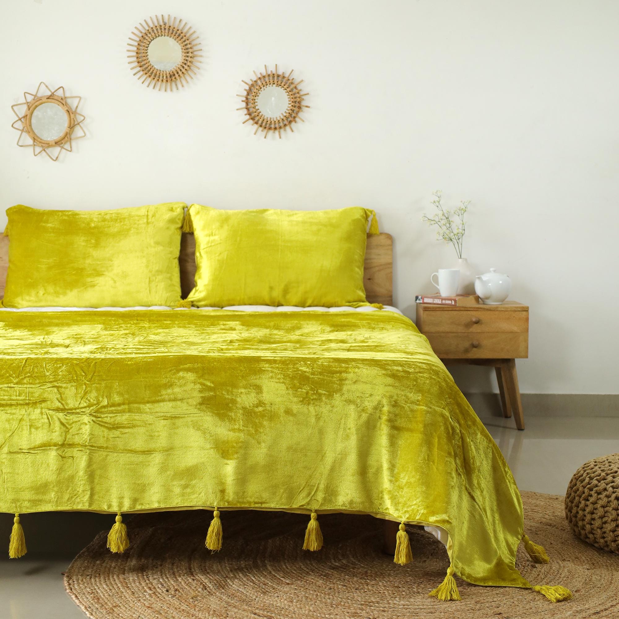 Lemon Yellow Luxe Velvet Bedspread Velvet Throw Blanket With Handmade Knotted Tassels Soft Velvet Boho Sofa Throw Living Room Christmas Gift