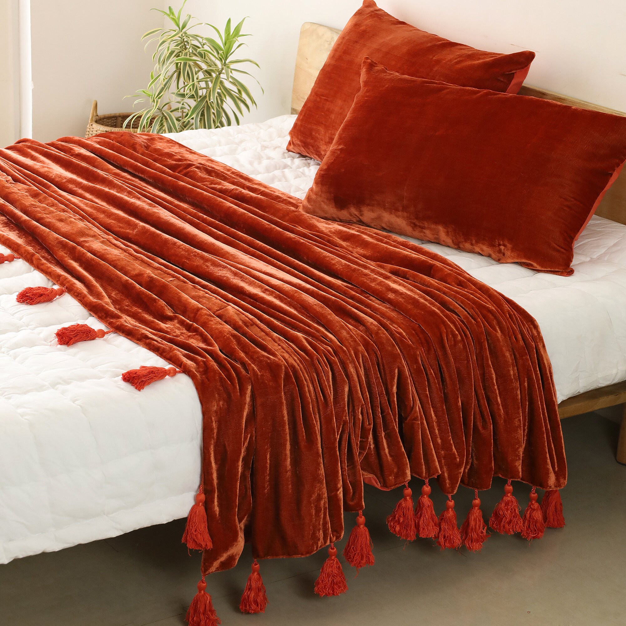 Burnt Orange Velvet Bedspread Velvet Throw Blanket With Handmade Knotted Tassels Soft Velvet Boho Sofa Throw for Living Room Christmas Gift Etsy Canada