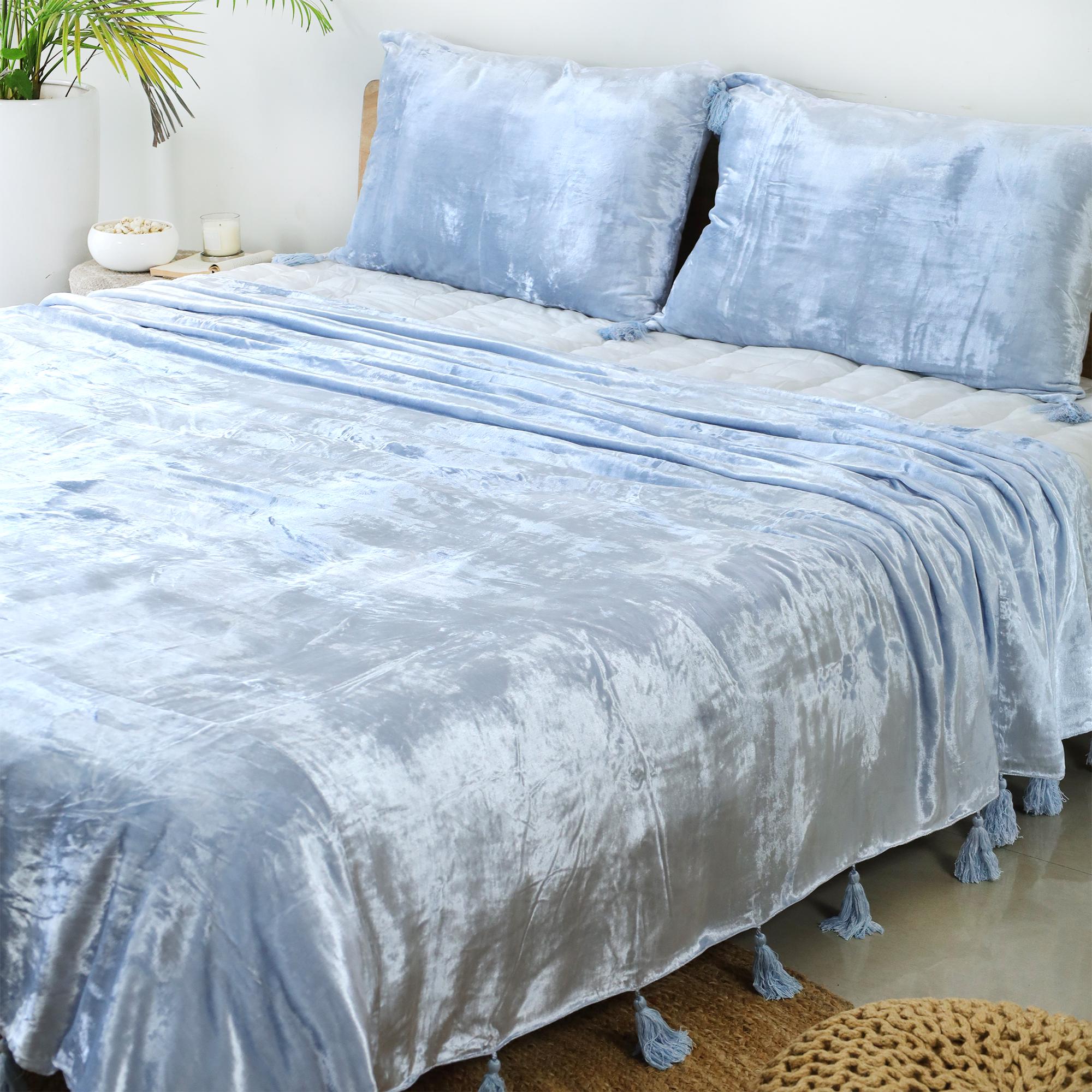 Valerian Mikrofleece-Decke – Superweich & Flauschig, 127x152 Cm, Wasserabweisend, Ganzjährig Nutzbar Für Couch & Bett