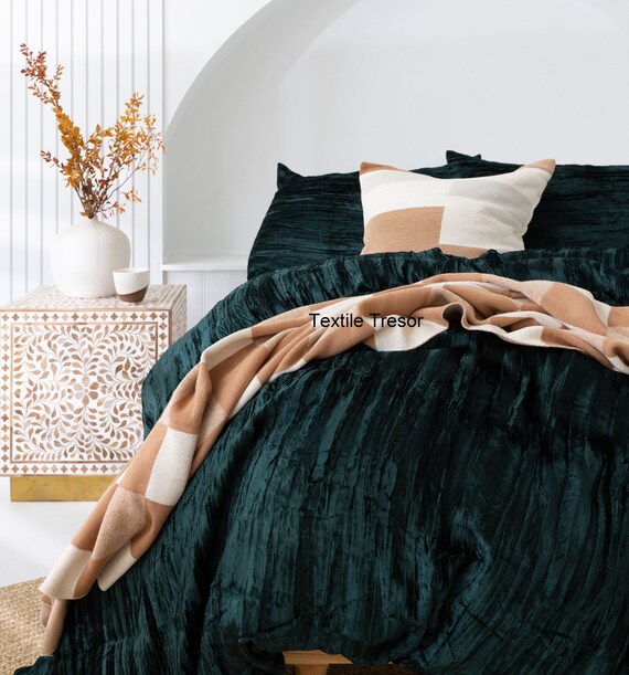 Crushed velvet bedding deals