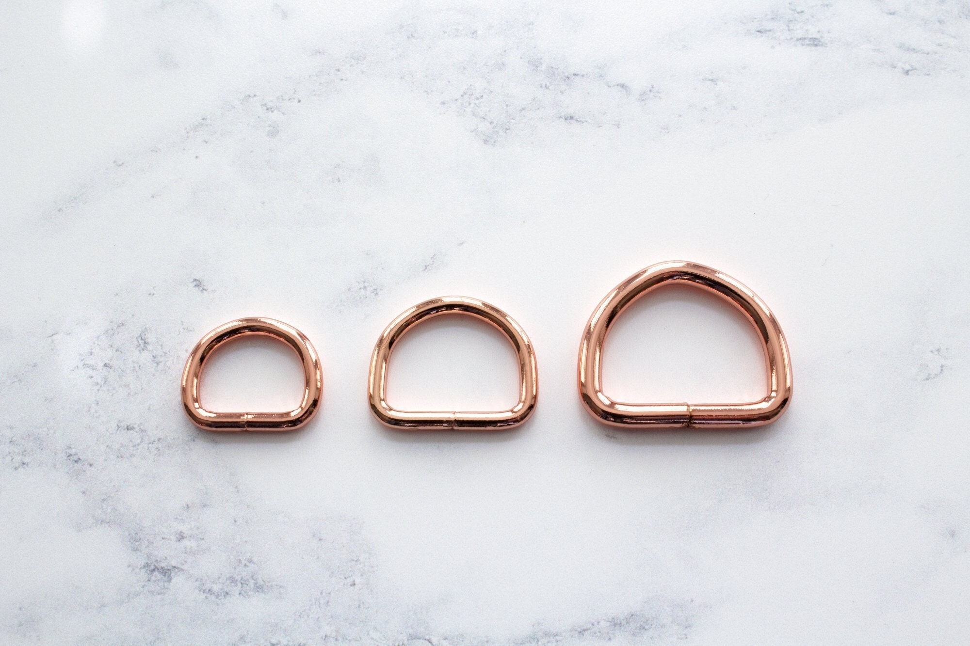 Recycled Rose Gold Zinc Alloy Metal D Ring Clips Triangle D-Ring for Pet  Dog Collar Hardware 15mm 20mm 25mm - China D Ring and Zinc Alloy D Ring  price
