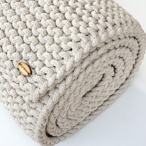 Table Runner natural knitted table decoration, living room table decoration, tread image 1