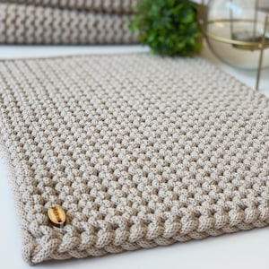 Knitted Placemat Be H - 1 piece - Many Colors And Sizes
