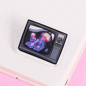 Retro TV Jellyfish Habitat - 1.5&quot; Clear Acrylic Pin