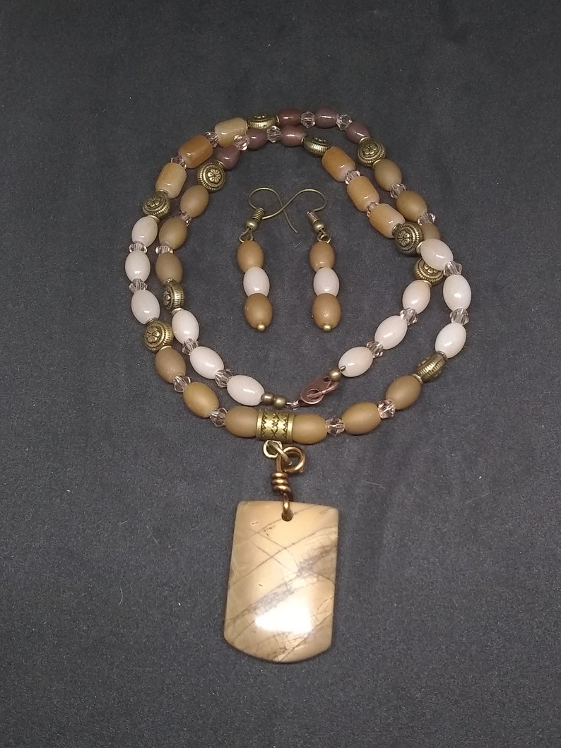 Jasper Pendant Beaded Necklace Set