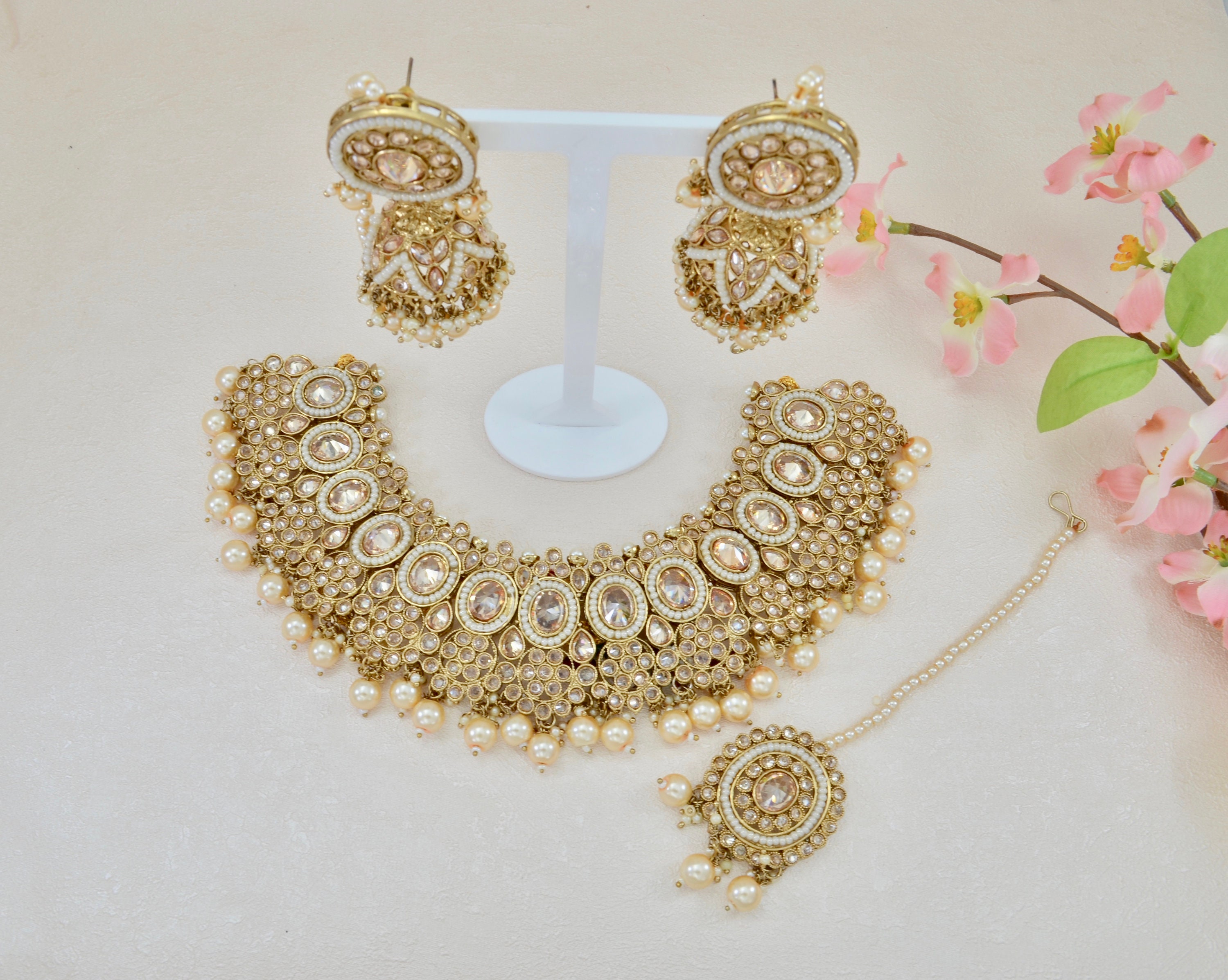 Small Gold Plated Choker Necklace Set With Stud Earring – Look Ethnic