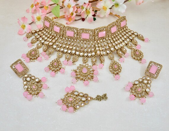 Baby pink necklace set deals