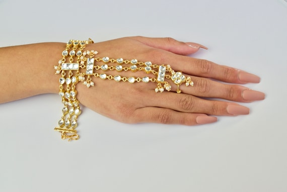 Gold Plated Pachi Kundan With Pearls Haath Phool Hand Piece Bridal