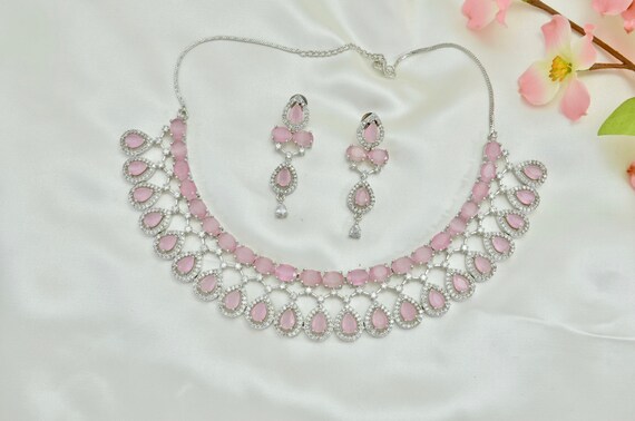Abhaah Fabric Gold Plated and Pearl Necklace & Earrings & Bracelet & Maang  Tika for Women (Pink)