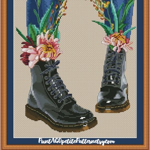 Stiefel Schuhe mit Blumen Kreuzstichmuster