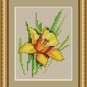 Yellow daffodil mini cross stitch pdf pattern