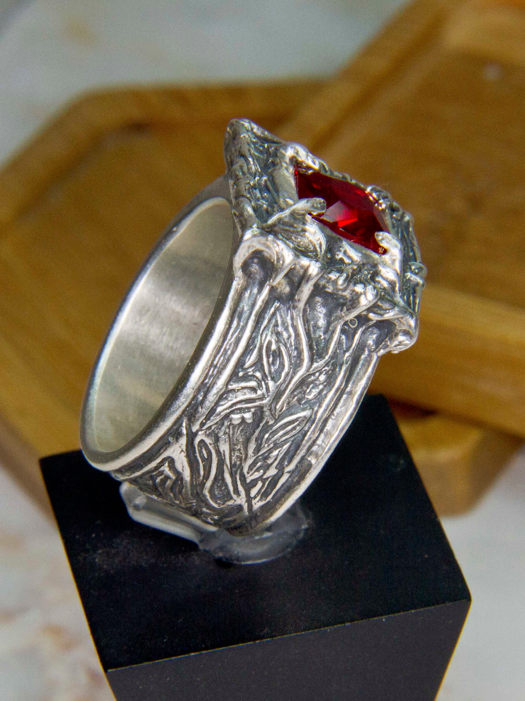 Bloodbite ring / Mens gothic ring / Fantasy ring for men / Etsy