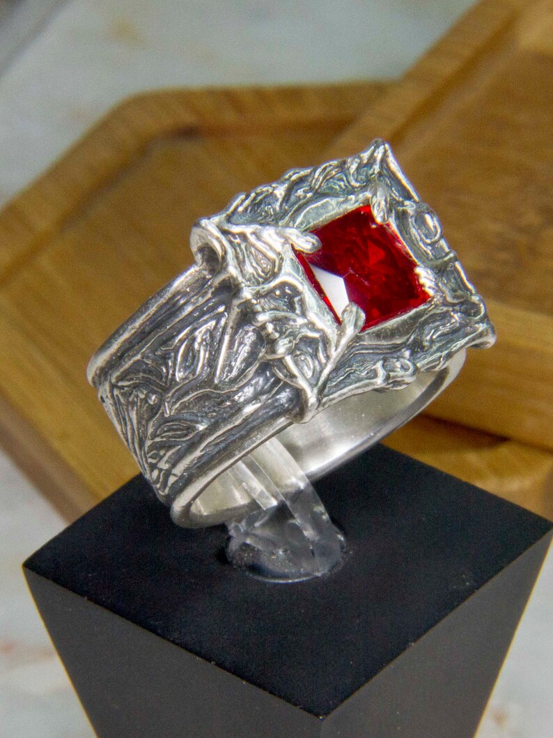 Bloodbite Ring / Mens Gothic Ring / Fantasy Ring for Men / Etsy