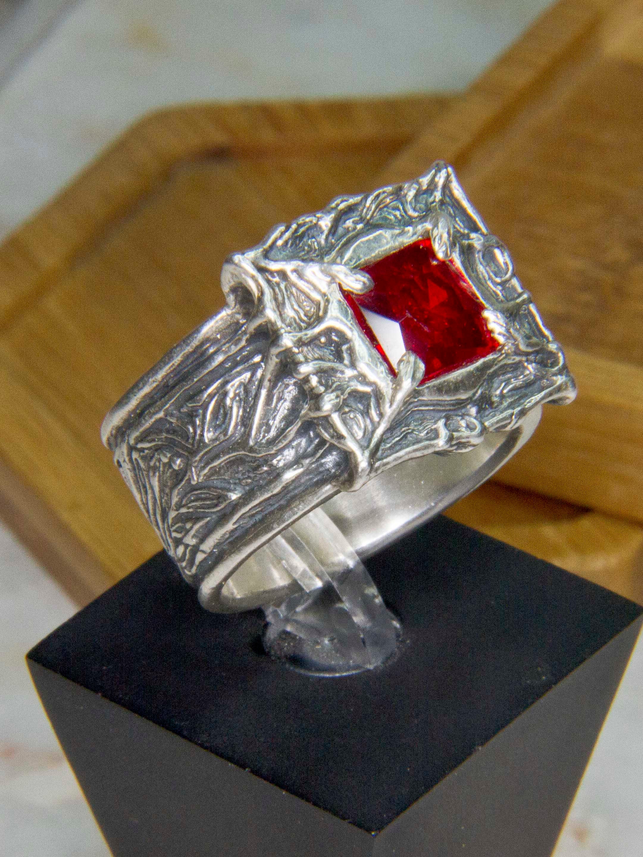 Bloodbite ring / Mens gothic ring / Fantasy ring for men / Etsy