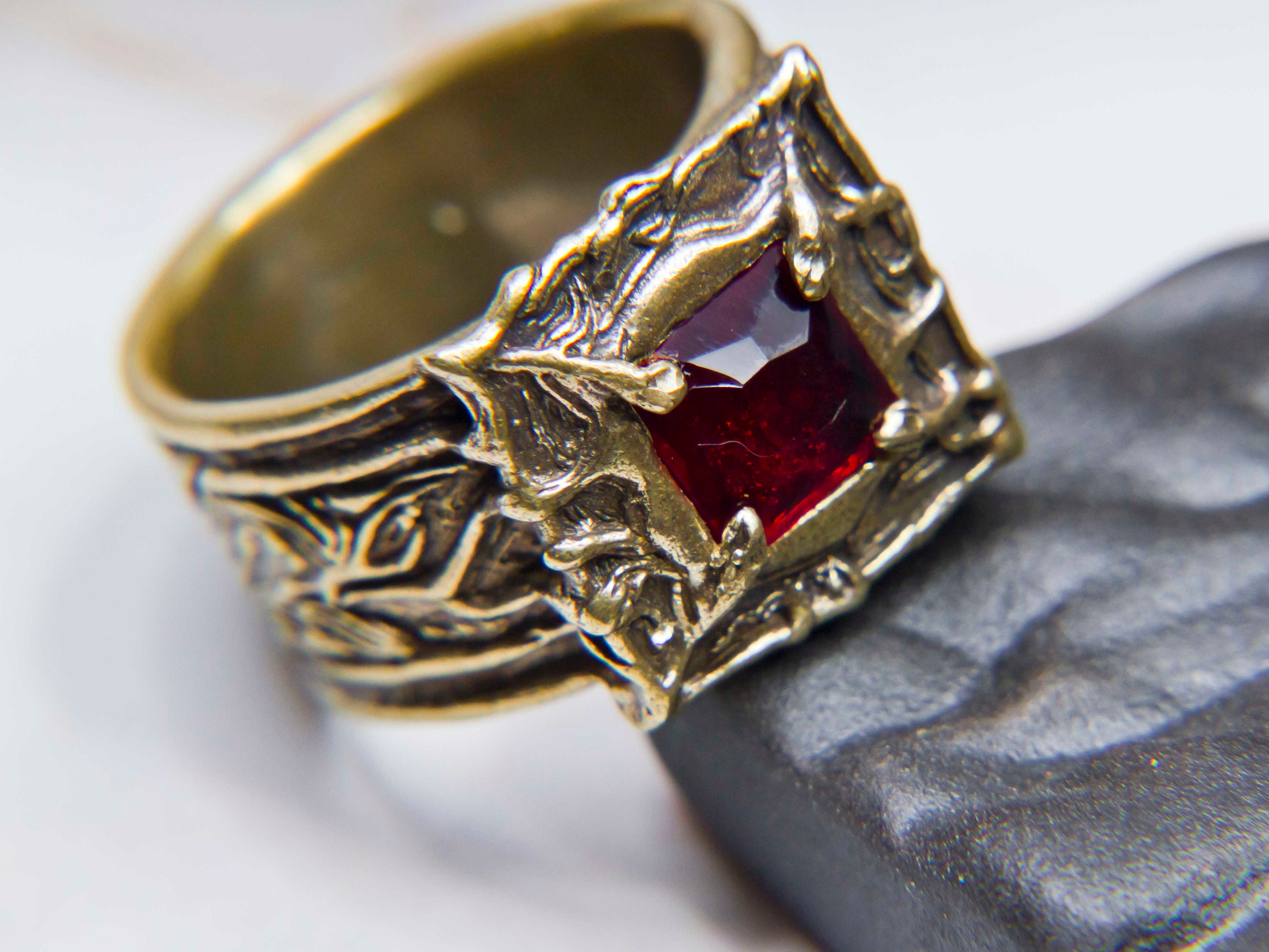 Bloodbite ring / Mens gothic ring / Fantasy ring for men / Etsy