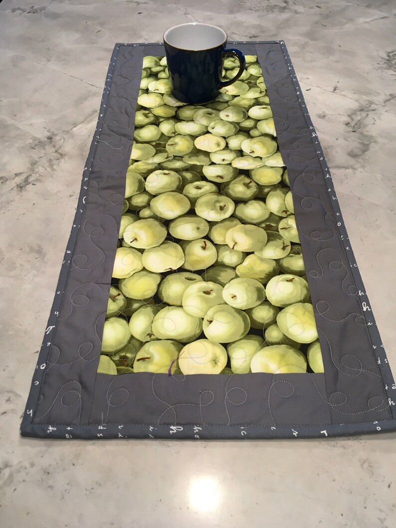 Green Apple Table Runner Farmhouse Modern Table Runner Etsy