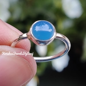 Anello con pietra preziosa di calcedonio blu naturale - Anello in argento sterling 925 - Misura dalla 3 alla 13 USA - Anello impilabile - Anello piccolo - Anello fatto a mano - Anello delicato