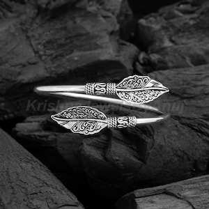 Pulseira de prata com folha fabulosa - Pulseira de prata esterlina maciça 925 - 2,25 polegadas (diâmetro interno) - Pulseira de folha - Joias étnicas indianas