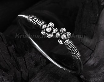 Gorgeous Flower Silver Bangle - 925 Sterling Silver Bangle - Size 2.3 Inches (Inside Diameter) - Flower Bracelet- Indian Traditional Jewelry