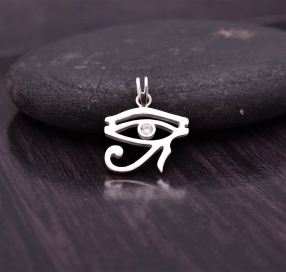 PROSTEEL Eye of Horus Necklace Ankh Pendant Ancient Egyptian Protection  Spiritual Ethnic Women Men Jewelry Gift Gothic Eye of Ra Cross Black  Necklace : Amazon.in: Fashion