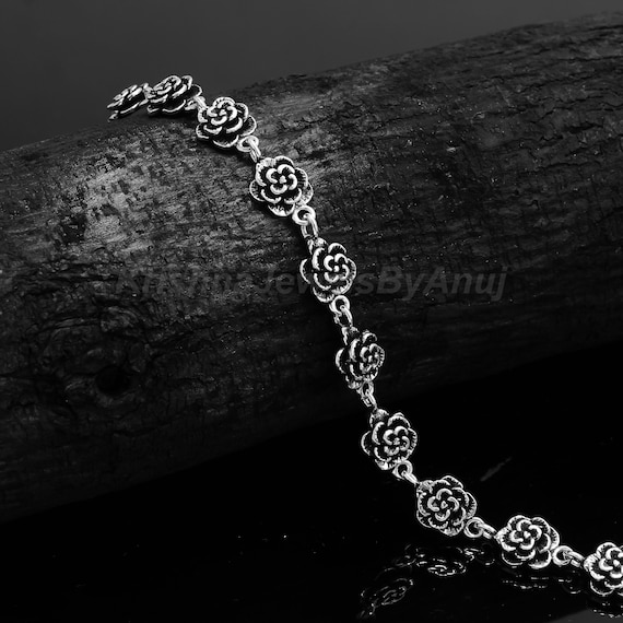 SILVER925 FLOWERS DESIGN BRACELET/ブレスレット Floral Charm Bracelet: 925 Sterling Silver Flower Bracelet