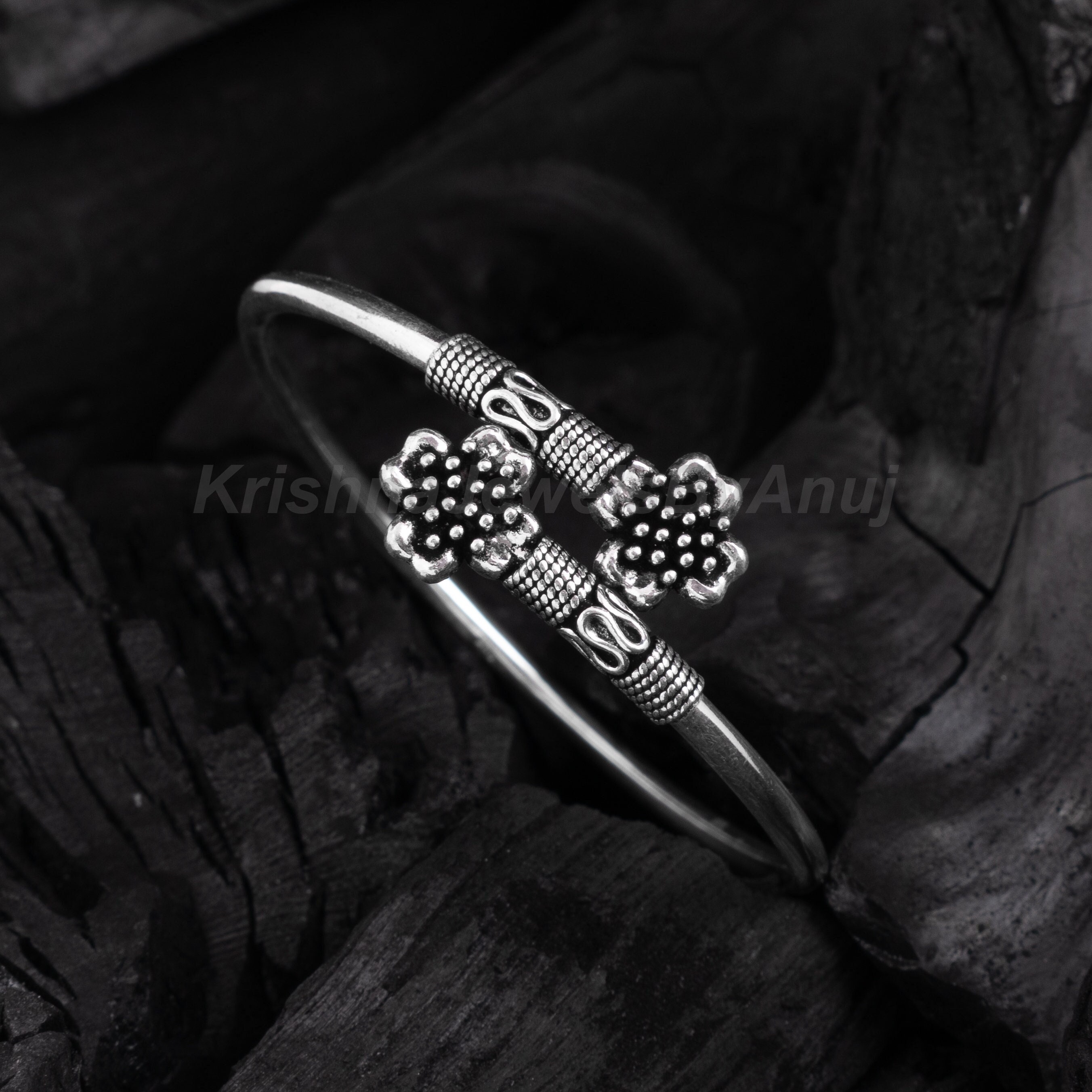 Amazon.com: Woman Bangles 925 Sterling Silver Flower Pendant Cubic Zirconia  Jewelry Bracelets: Clothing, Shoes & Jewelry