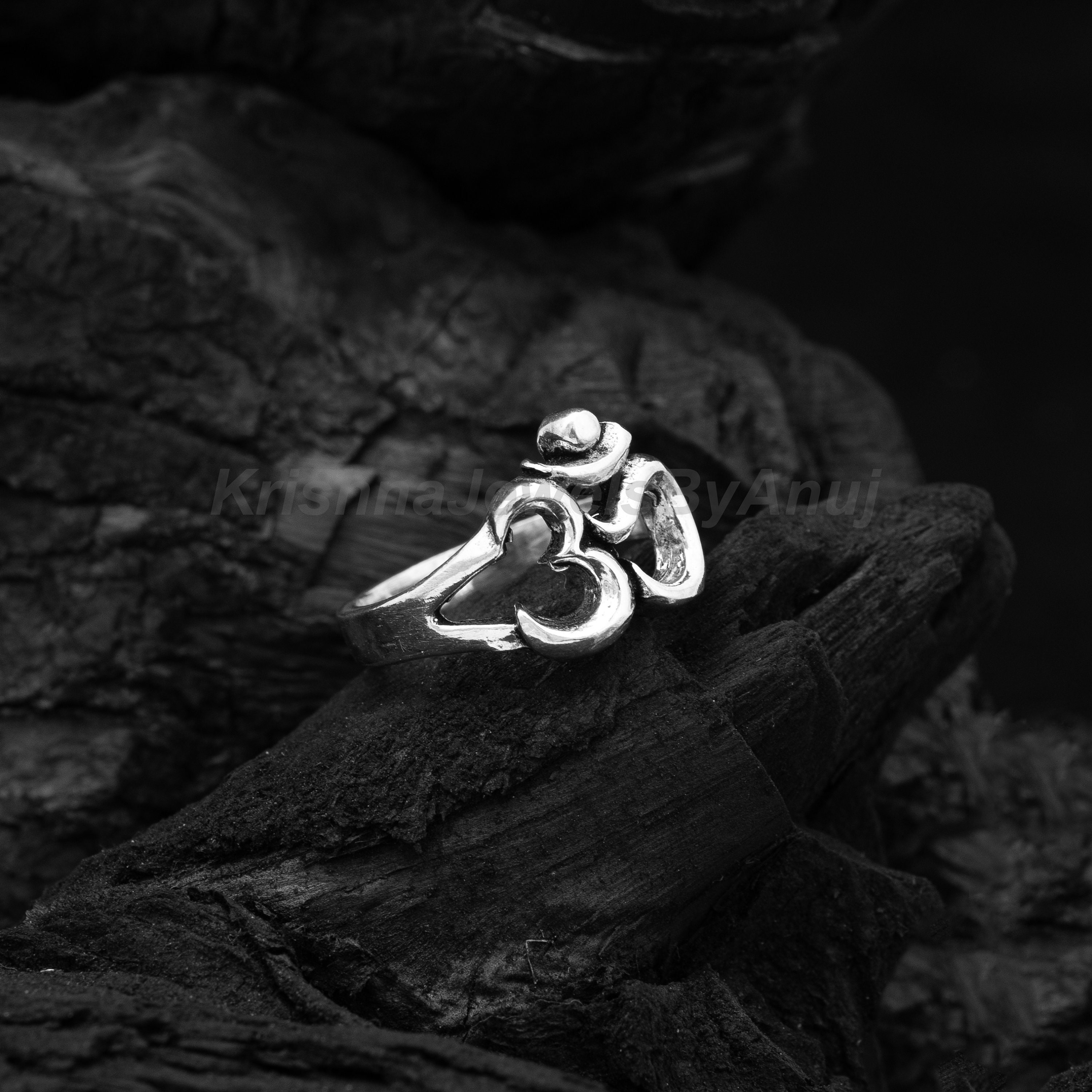 925 Sterling Silver Om Ring - Hindu Deity Lord Shiva Aum Symbol