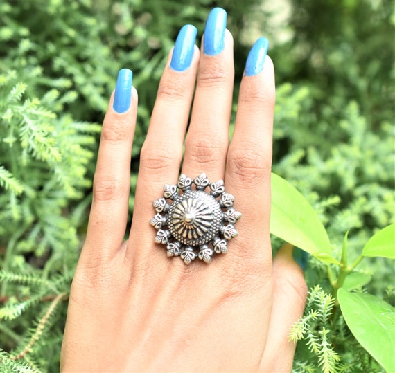 Antique Silver Oxidised Finger Rings for Girls Jewellery Adjustable Round  Ring with Carved Design at Rs 20 | Fashion Finger Ring in Ghaziabad | ID:  22251408548