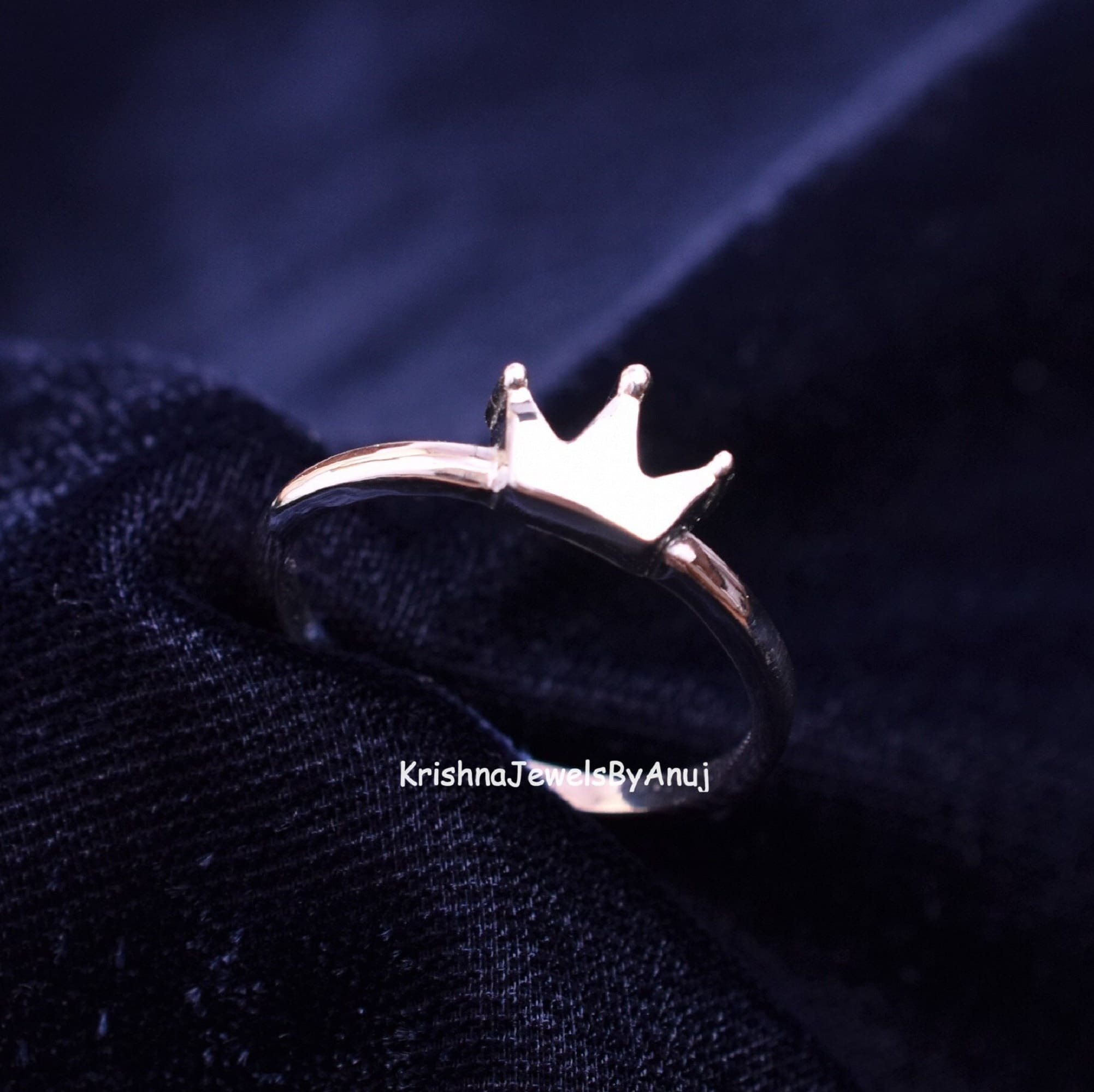 Amazing Silver Crown Ring - 925 Solid Sterling Silver Ring - Size 