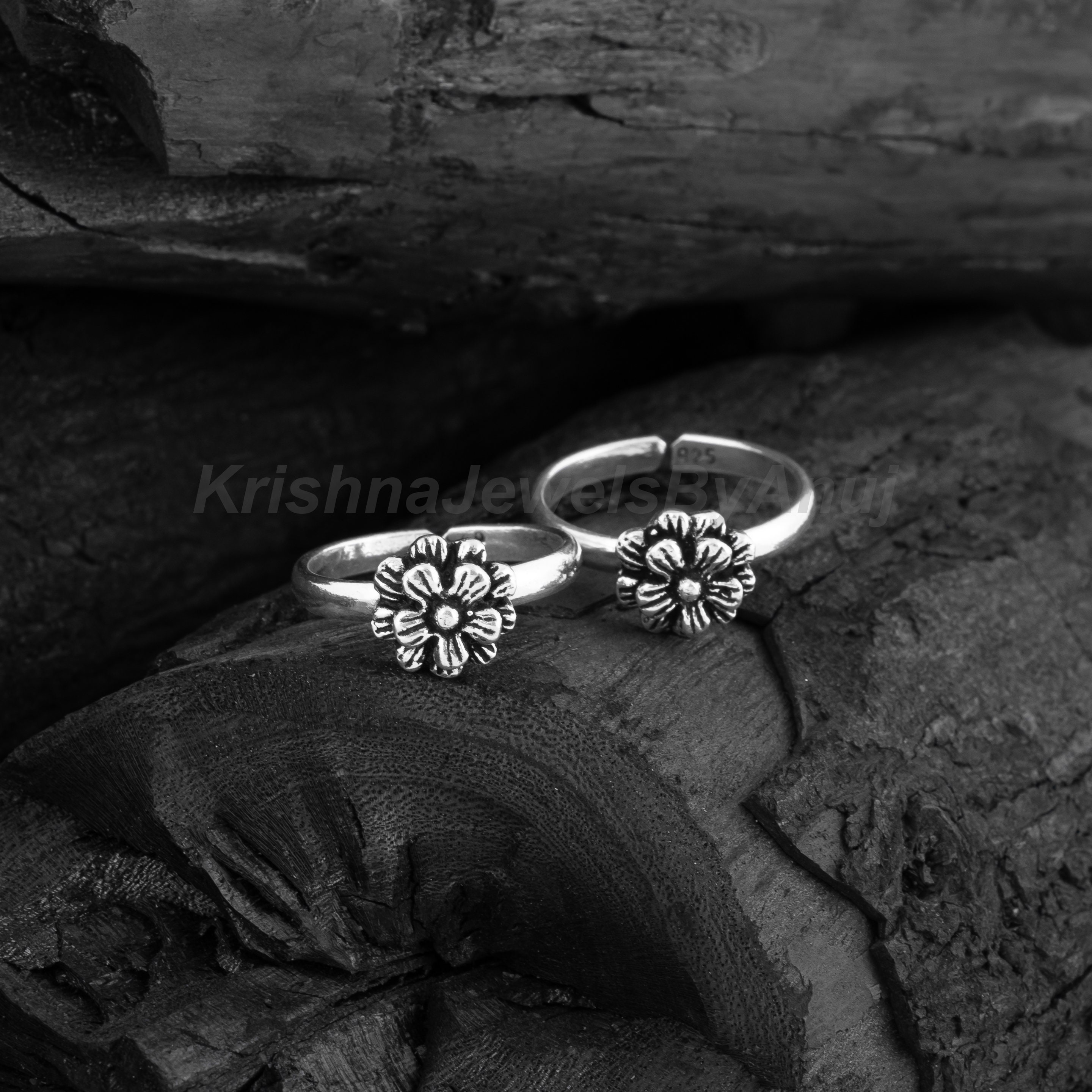 【韓国のみ】 TOWTOW.ARCHIVE Floral Ring MUSINSA | TOWTOW ARCHIVE floral ring silver