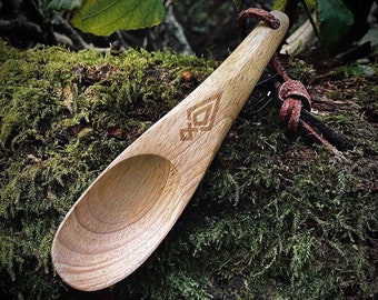 Wooden Spoon | Natural Hand Carved Woodcraft Utensil | Bushcraft, Camping, Survival, Traditional | Camp Kitchen