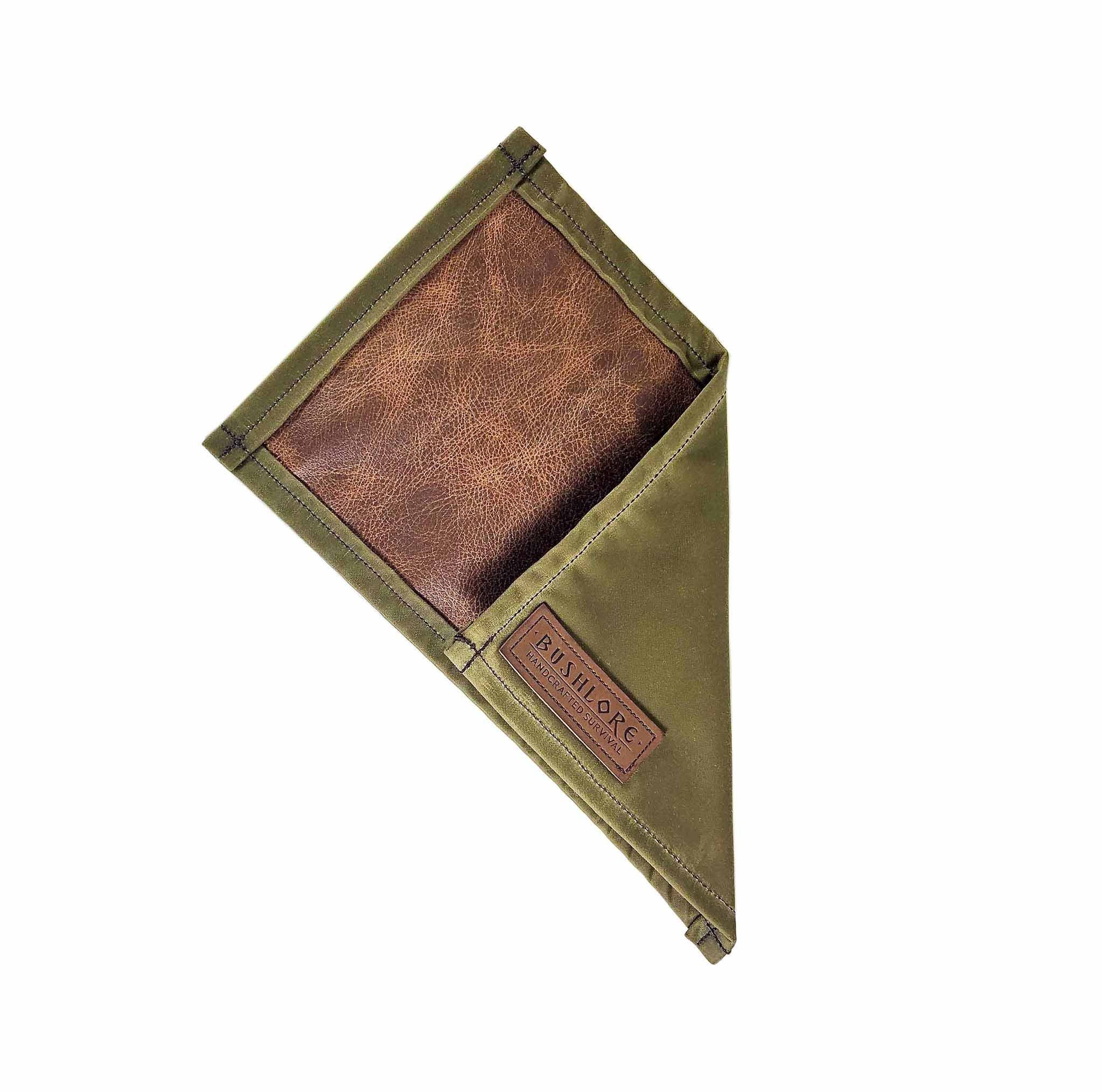 Tappetino Da Campeggio Multiuso Brown's Bushcraft Outdoors In Tela Cerata Marrone Scuro - Italia