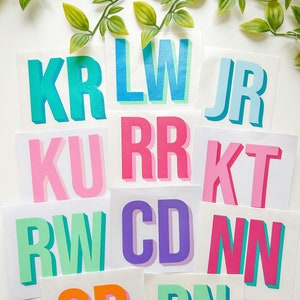 Sticker monogramme double couche | Sticker 3D lettres initiales ombre | Stickers personnalisés avec initiales de 1, 2 ou 3 lettres | Idée cadeau personnalisée