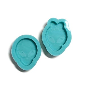 Alien Boy & Girl Resin Molds - Magnet and Wax Melt Mold - Engraved Mould for Epoxy Resin by ResinQueenShop