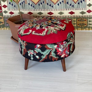 kilim Ottoman stool /kilim ottoman/Kilim trunk /Beech wood stool /Vintage furniture /Ottoman chair /Kilim round stool/Kilim ottoman /
